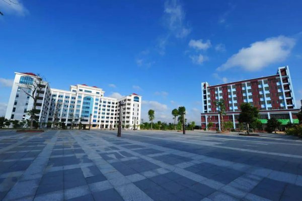 海南有什么大学和学院