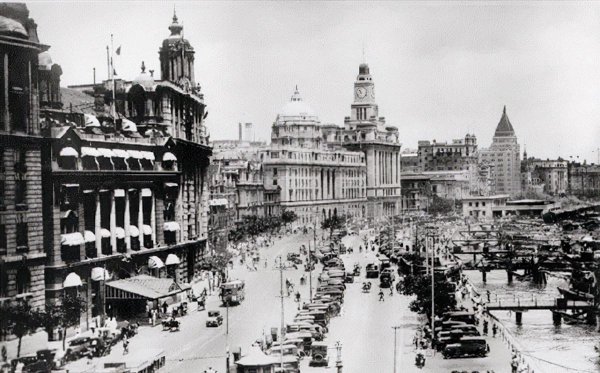 冯国璋和冯巩是什么关系