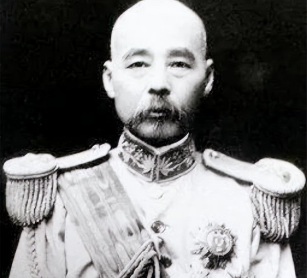 冯国璋和冯巩是什么关系