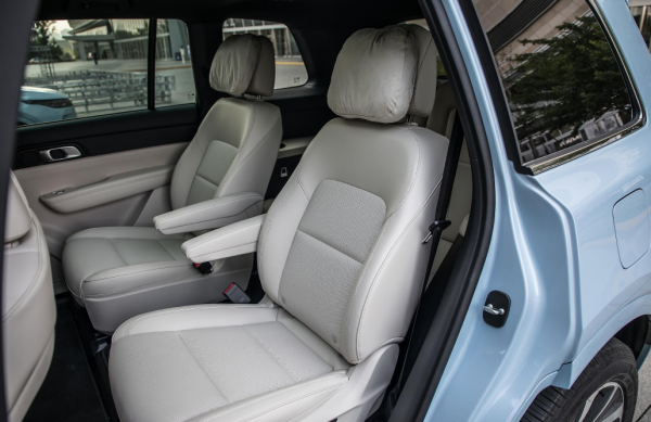 理想和蔚来哪一个靠谱