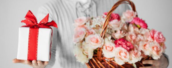 纪念日送什么好