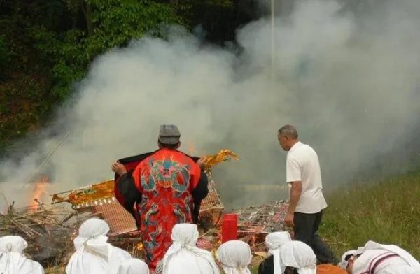 做七的规矩禁忌做什么事