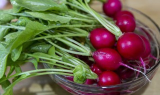 萝卜叶子怎么做 萝卜叶子的做法