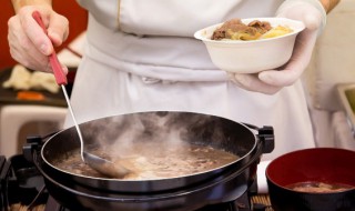 五指毛桃鸡汤的做法 五指毛桃鸡汤怎么做