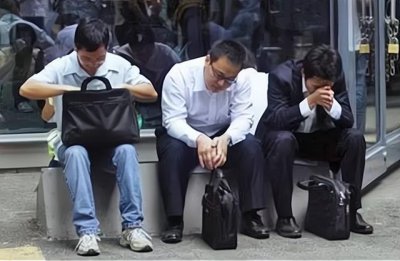 中年失业男人还能做什么工作 中年男性失业干些什么能赚钱