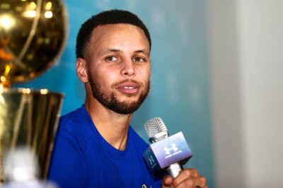 库里身价有多少亿美元 NBA库里的身价到底有多高