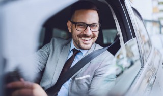 汽车门是什么材料 汽车门是一般是什么材料