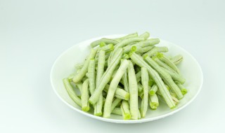 豆角叶子干枯怎么回事 豆角叶子干枯的原因