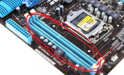 电脑显示器黑屏怎么解决 开机主机正常显示黑屏解决办法