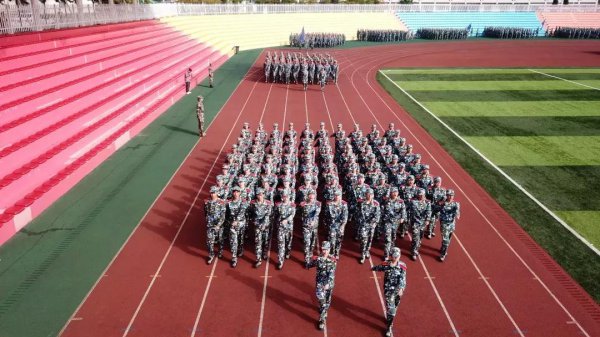 大连外国语大学是211还是985学校