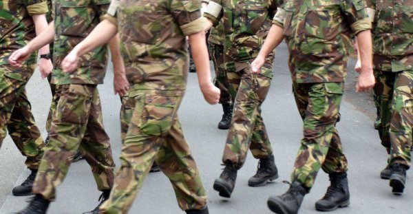 防晒霜多久补一次