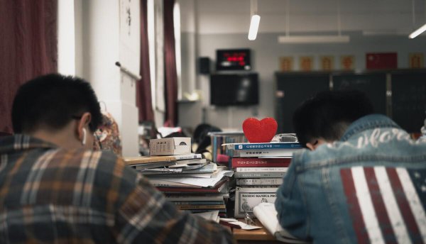 初中毕业怎么考大专