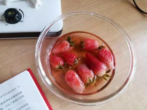 草莓什么时候吃是应季