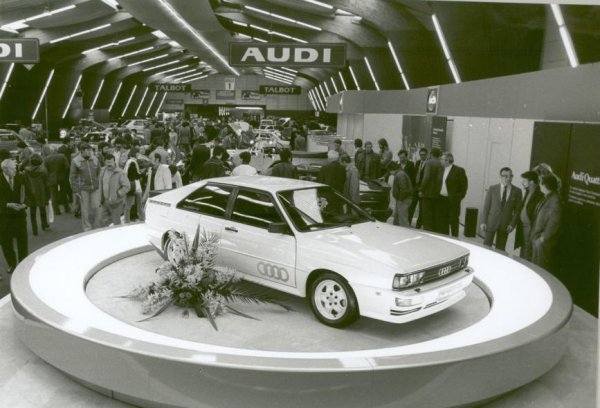 奥迪的quattro的意思