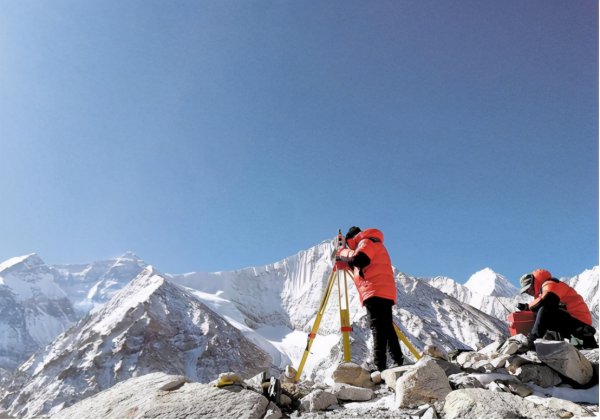 珠穆朗玛峰的高度是多少