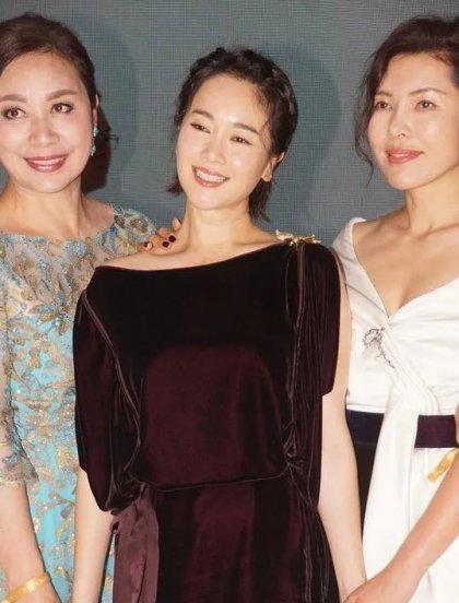 黄皮肤穿什么颜色的衣服最显白