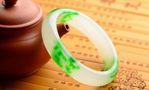 奶奶过生日送什么礼物好