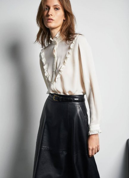 衬衫外面搭什么外套好