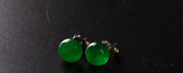 兔年本命年带什么耳钉女