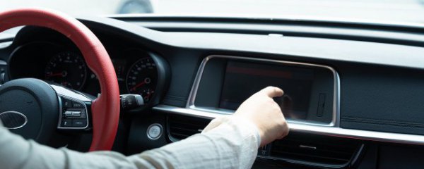 冬天正确启动汽车方法是