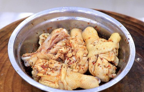 炸鸡腿需要哪些配料窍门