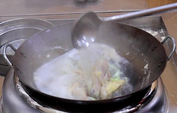 炸鸡腿需要哪些配料窍门