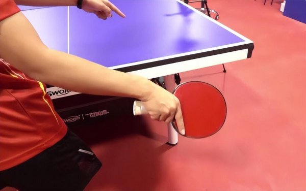 横拍和直拍有什么区别图片