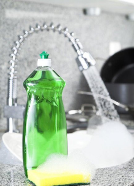 顽固油渍怎么去除衣服