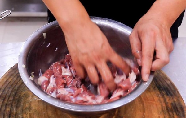羊肉串怎么腌制最好吃
