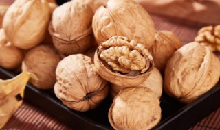 如何辨别核桃的好坏 怎样辨别核桃品质的好坏呢