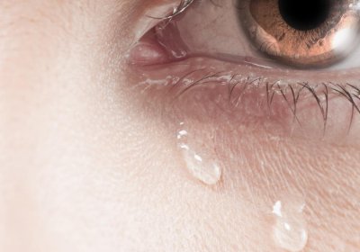 泪点低的人怎么控制眼泪 如何控制自己的情绪和眼泪