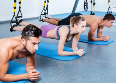 女人做平板支撑的好处 坚持做平板支撑会有6个作用