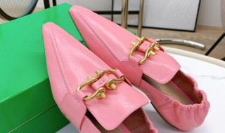 粉色皮鞋划痕怎么修复 粉色皮鞋划痕如何修补