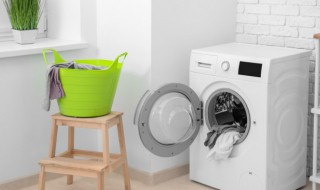 洞牛仔裤能用洗衣机洗吗 破洞牛仔裤是否可以用洗衣机洗