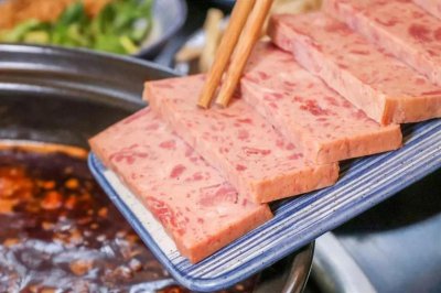 午餐肉和火腿肠哪个更健康一点更好吃