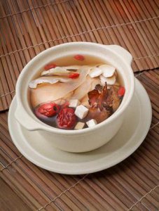 关节痛喝什么汤？5种汤改善关节炎