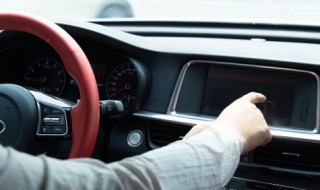 冬季行车应注意哪些东西 冬季行车应注意什么东西