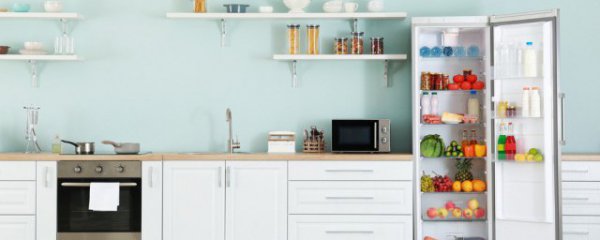 冰箱漏水接水盘在哪