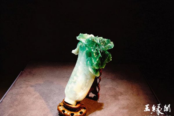 和田玉和翡翠的区别