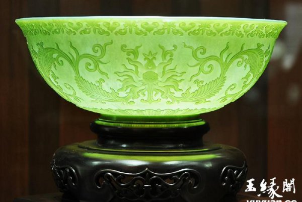 和田玉和翡翠的区别