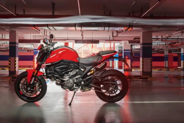 摩托车杜卡迪多少钱一辆