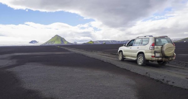 普拉多和兰德酷路泽的区别与关系