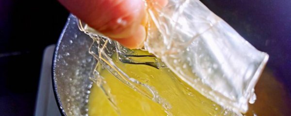 吉利丁片要放冰箱才凝固