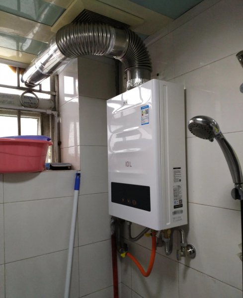 燃气热水器和电热水器哪个更省钱更安全