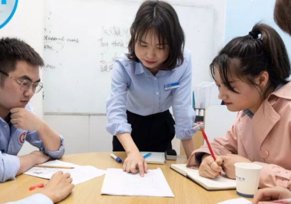 大学英语四级和高考英语哪个难