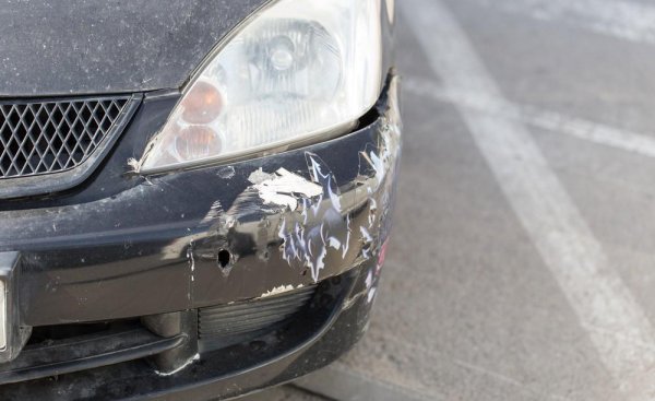 自己把车撞了车损险怎么赔