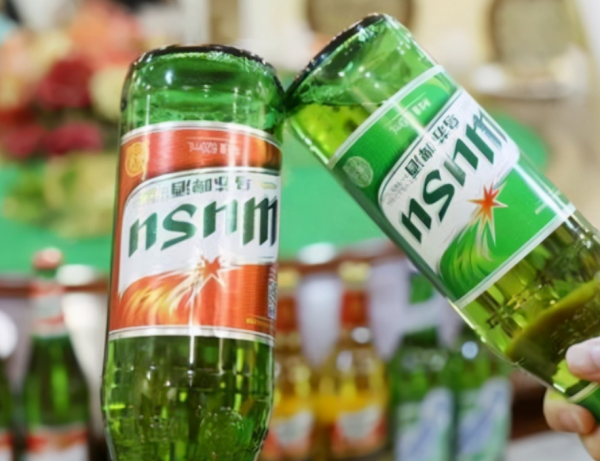 乌苏啤酒是哪里产的品牌