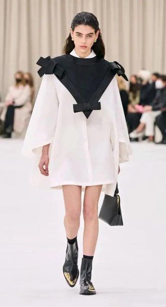 今年秋季流行什么女装