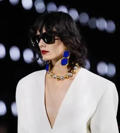 今年秋季流行什么女装