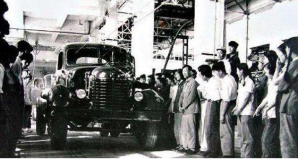 中国汽车的发展史简述